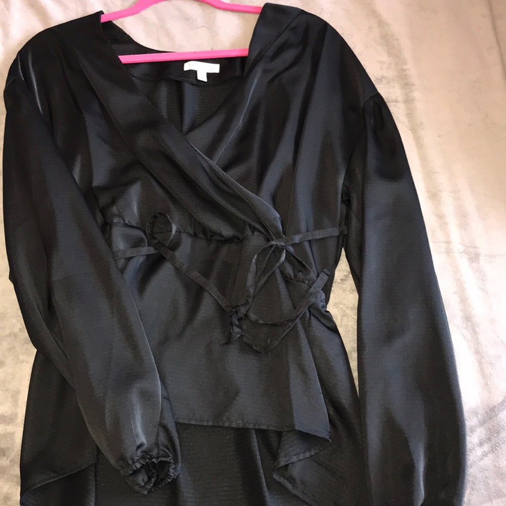 Wrap Front Top